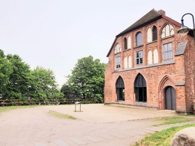 Aufstieg von der Seepromenade